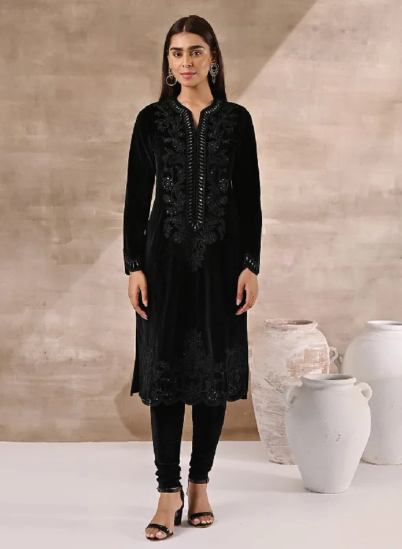 Black Velvet Kurta with Neck Detailing