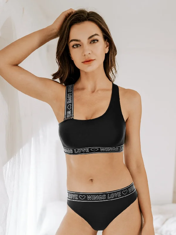 Light Support Contrast Letter & Heart Tape Sports Bra Black