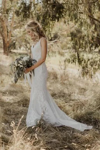 Mermaid Lace Beach Wedding Dress, Boho Backless Long Wedding