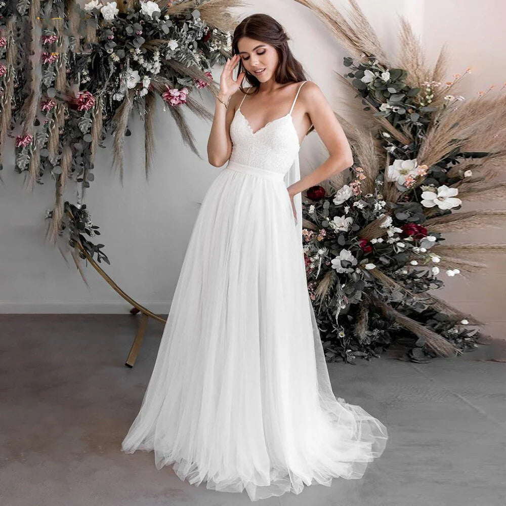 Smiple Tulle Spaghetti Straps Sweetheart Wedding Dresses With Lace Appliques Beach Bride Gown